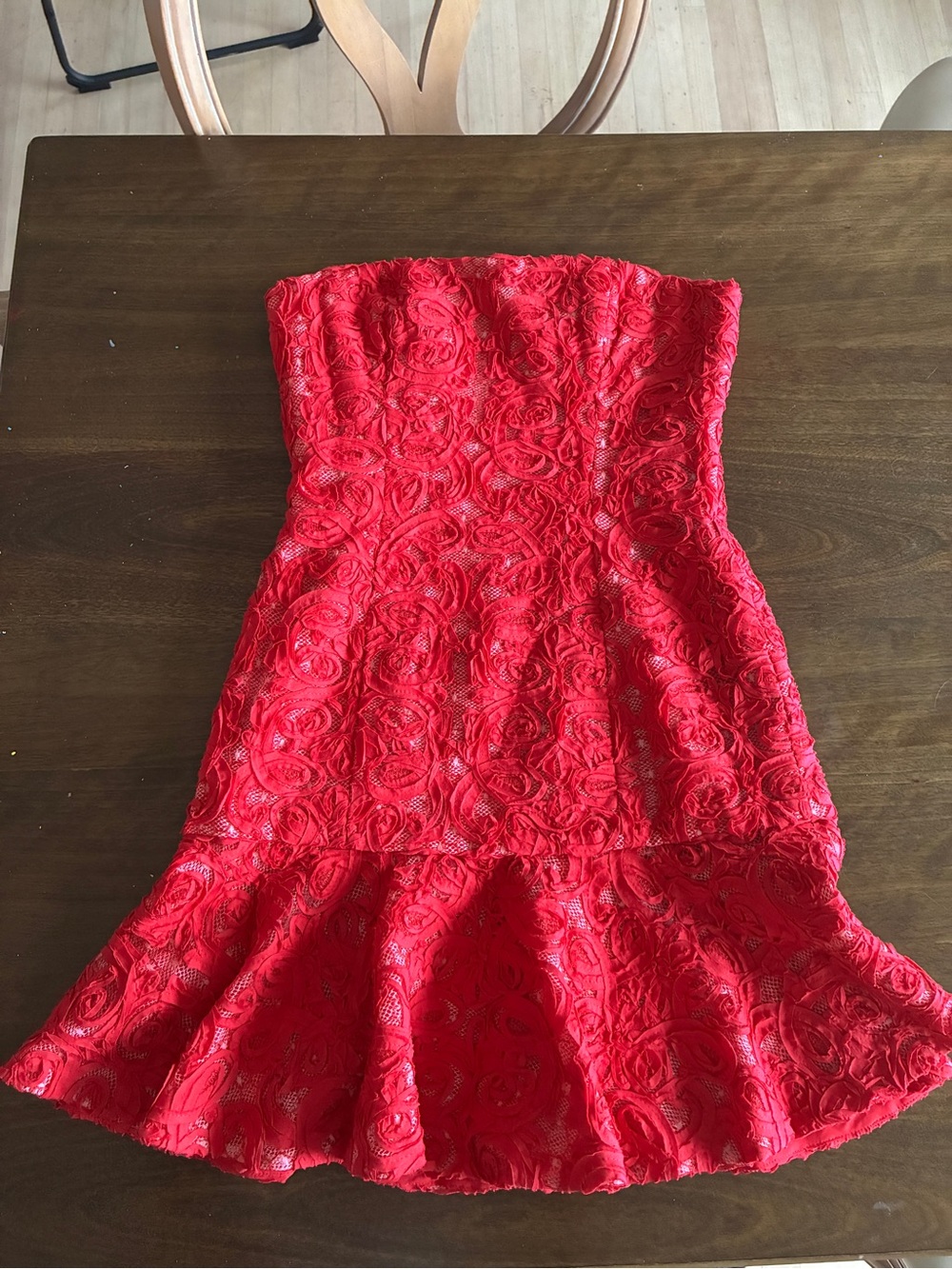 BCBGMaxAzria NWT Party Floral Appliqué Strapless Dress Sz 8 Coquette